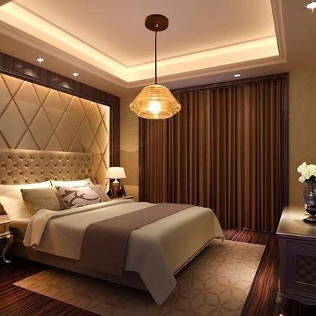 Hotel Tulip Near Delhi Airport Yeni Delhi Dış mekan fotoğraf