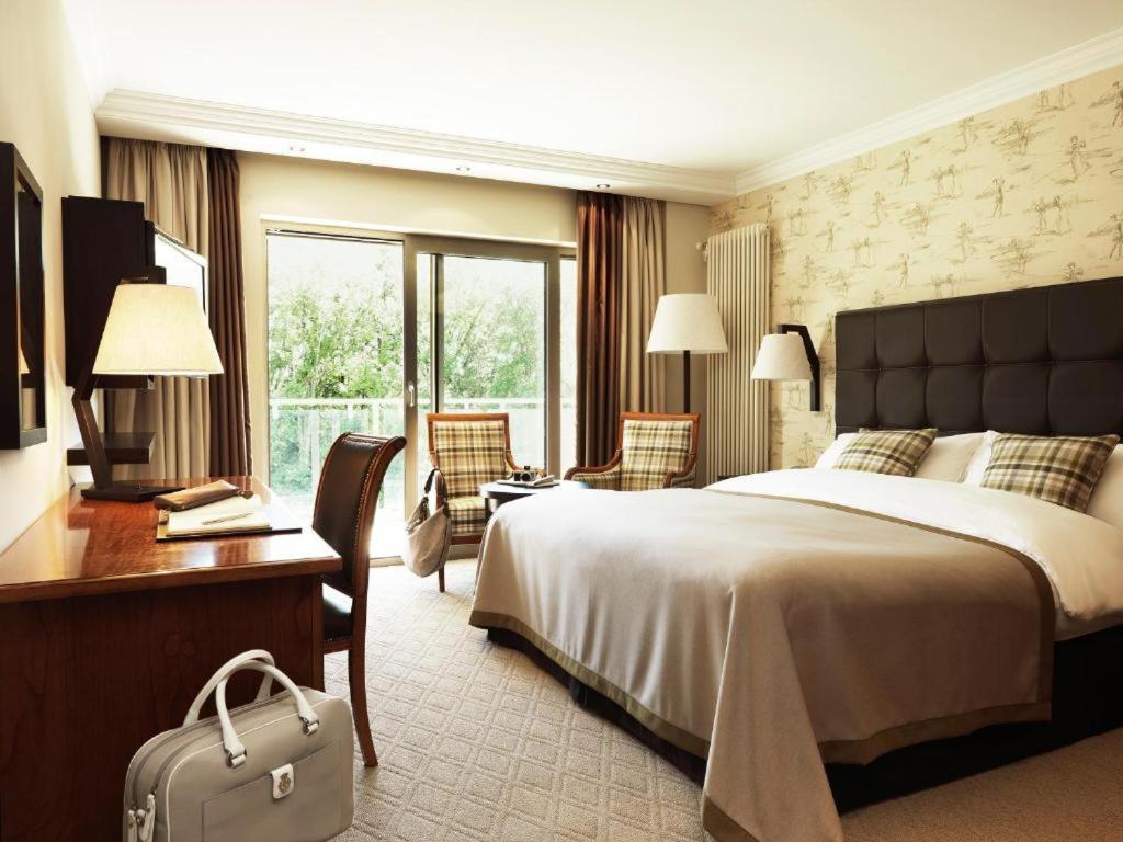Hotel Tulip Near Delhi Airport Yeni Delhi Dış mekan fotoğraf